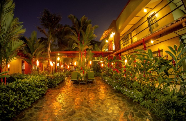 Hotel Iguana Verde