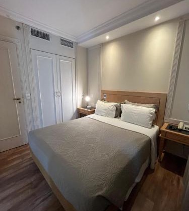 Hotel Jardins Univer Pamplona com garagem 1808