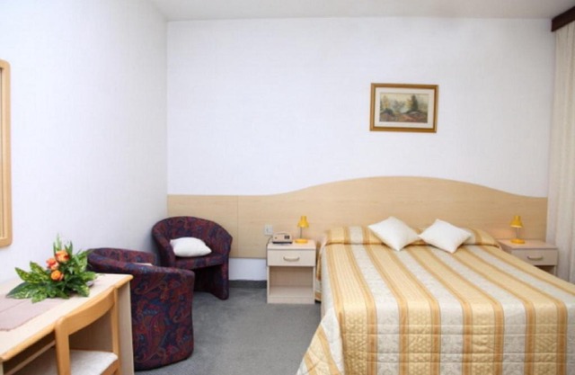 Hotel La Rondine