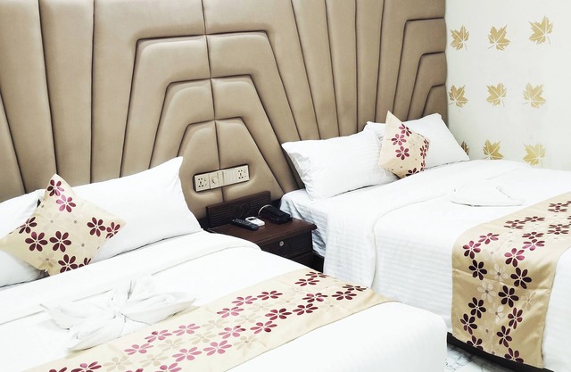 Hotel Luxury Inn