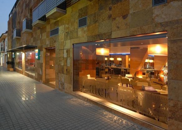 Hotel Macami