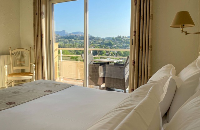 Hotel Marc Hely