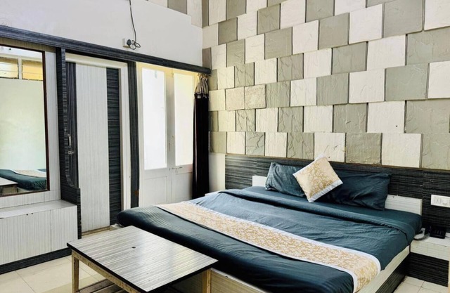 Hotel Neelam