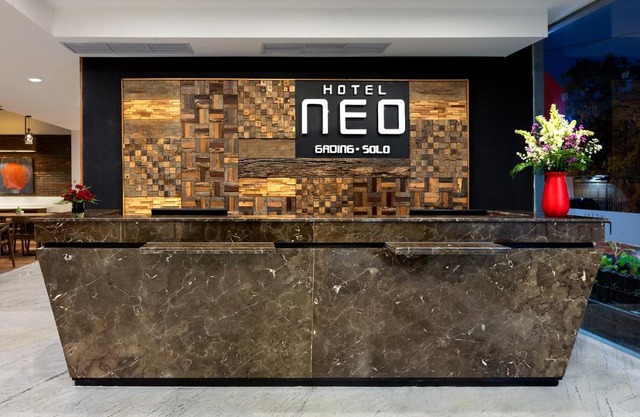 Hotel Neo Gading Solo