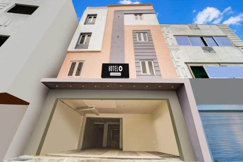 Hotel O RS Puram North Railway Station RG Residency