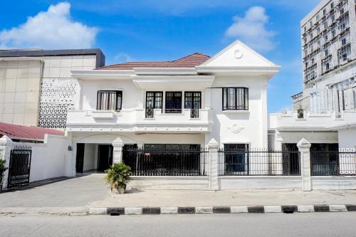 Hotel O Sm Raja Guest House