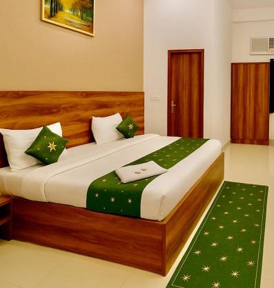 Hotel Premium Rooms by Krishiv Hotels