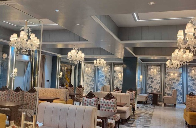 Hotel Raj palace Morena