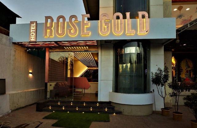 Hotel Rose Gold