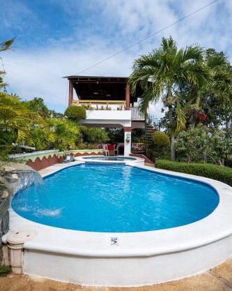 Hotel Santo Cerro Natural Park