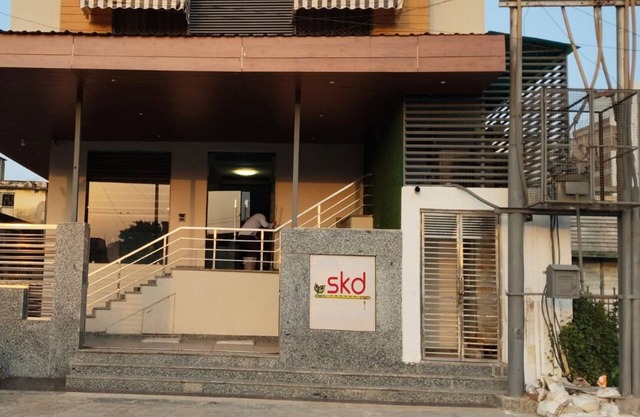 Hotel sar kamla dham