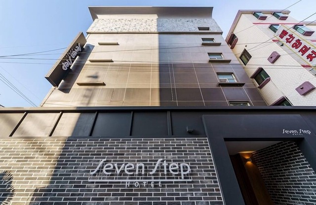 Hotel Seven Step Bupyeong