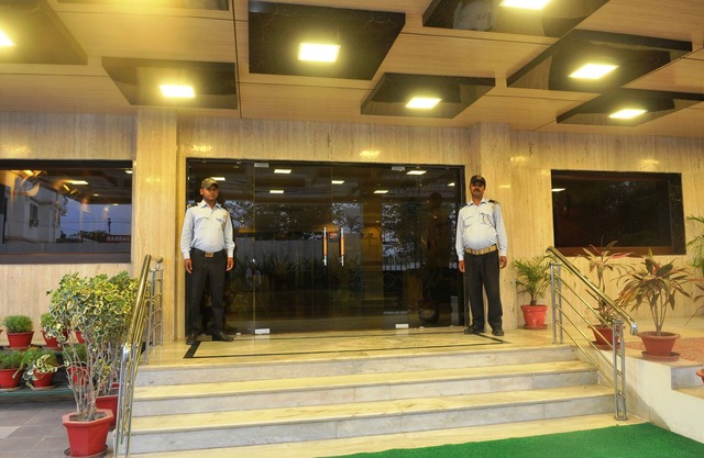 Hotel Taj Darbar