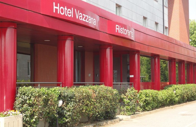 Hotel Vazzana 