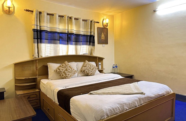 Hotel Yog Darshan