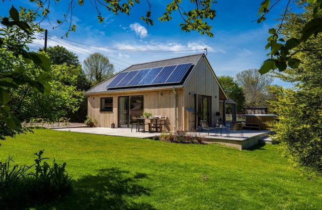 House ∙ 2 bedrooms ∙ 6 guests