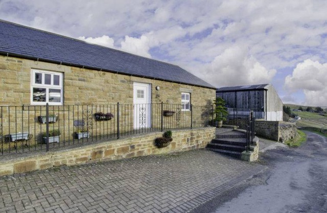 House ∙ 3 bedrooms ∙ 6 guests