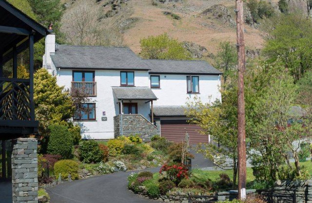 House ∙ 5 bedrooms ∙ 10 guests