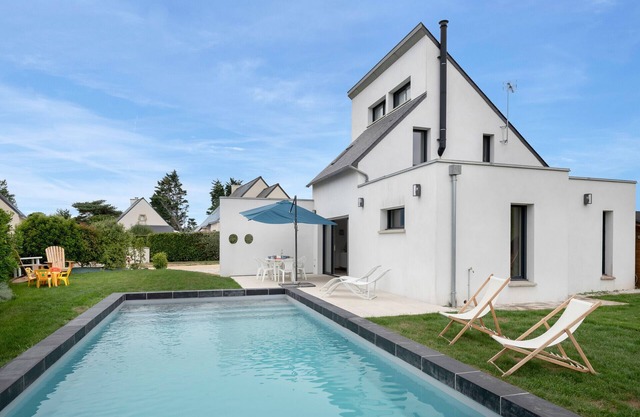 House for 6 - Heated pool - 700m from the beach