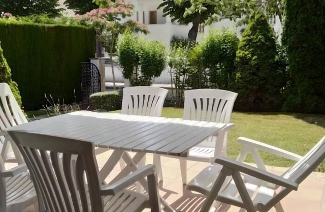 HOUSE FOR 8 PEOPLE 5 MINUTES FROM THE BEACH