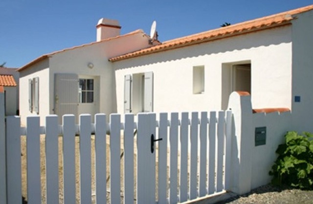 House in L'Épine, near Beach & Shops, 4/6 Pers.