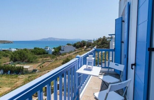 House Light Blue in Agios Sostis, Tinos