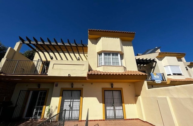 HOUSE NEAR THE BEACH AND GOLF COURSES WITH SEA AND MOUNTAIN VIEWS