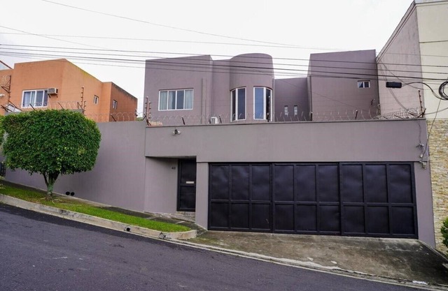 House of Peace, Spacious and Exclusive Rest