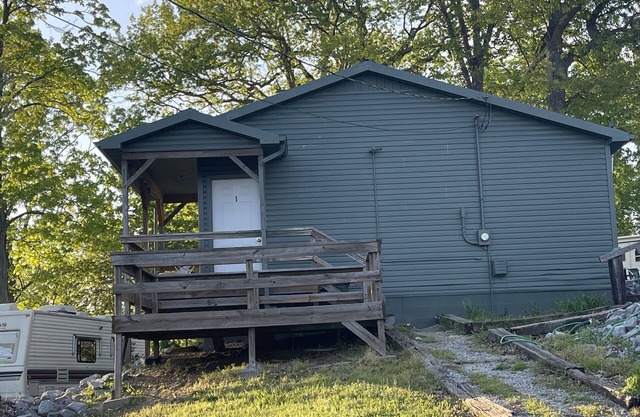 House on Lake Barkley in a marina