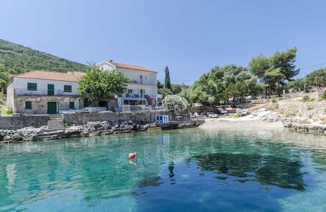 House The Bay (38422-K1) - Gdinj - island Hvar