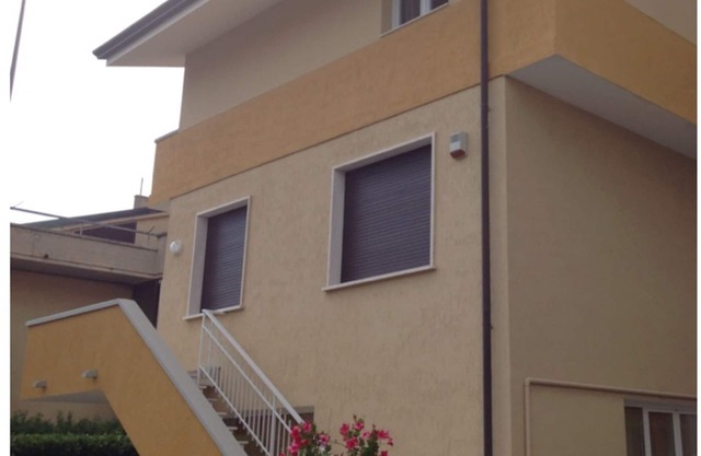House with 13 beds 1 km from the sea