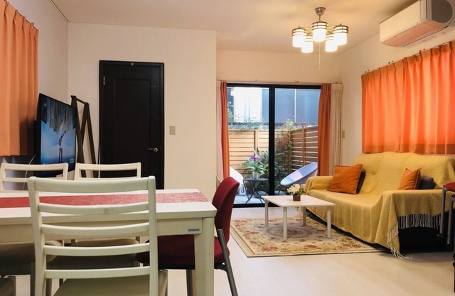 House/with garden/Japanese-style room with 8 tatami mats/Spacious 4LDK/8 min. walk from the station/Medium to long term stay negotiable/Direct access to Tokyo Station 13 min.