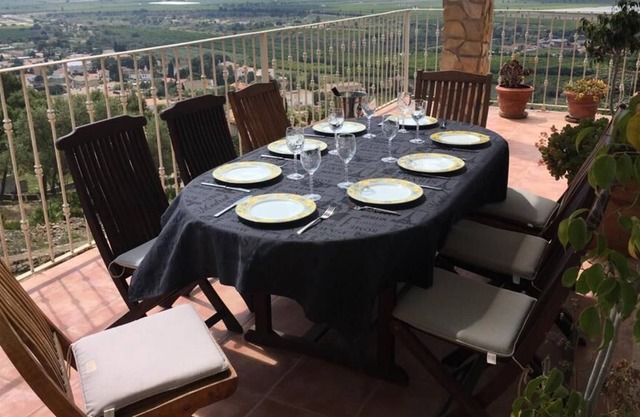 HOUSE WITH POOL 7-9 PERS. 7 KM BEACH - VINAROS