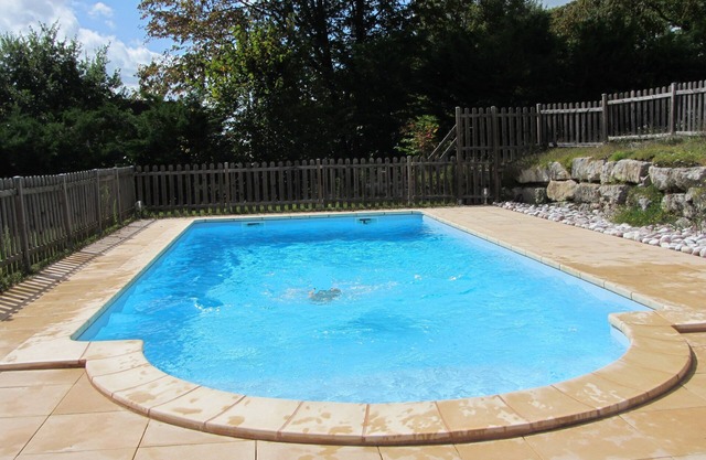 House with pool near Dordogne and Lascaux