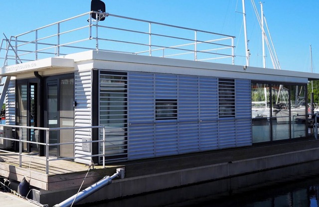 Houseboat in Boltenhagen