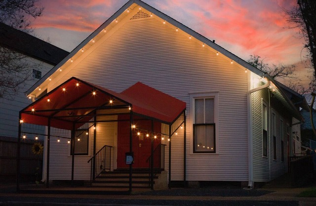 Houston Heights Sanctuary to call your own.