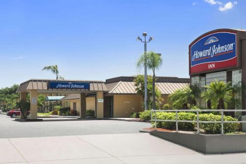 Howard Johnson 