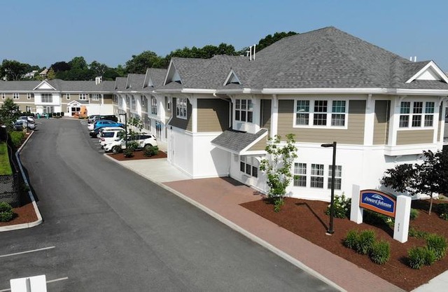 Howard Johnson by Wyndham Quincy Boston
