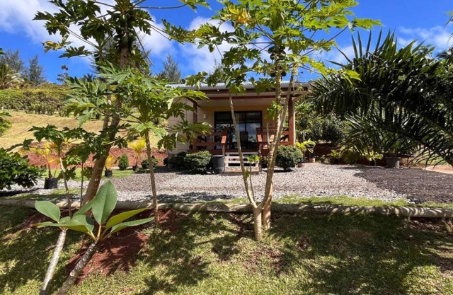 HUAHINE-FISH LODGE