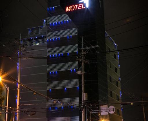 Hue Motel