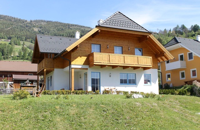 Huge Apartment in Sankt Margarethen im Lungau near Ski Lift
