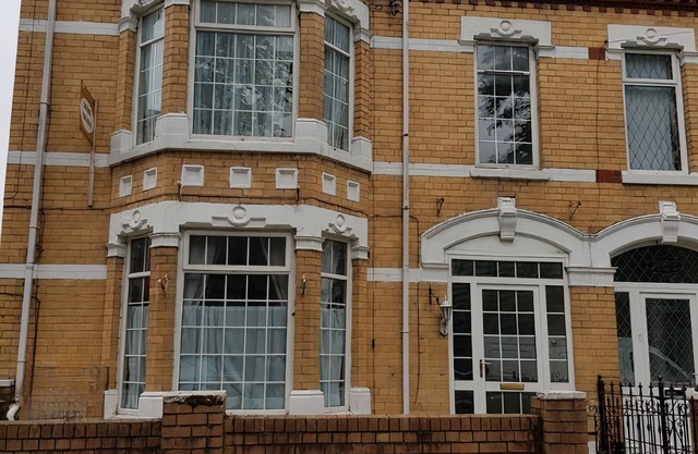 Hull Contractor Lodge-Sleeps 10, Free Parking, Near Stadium