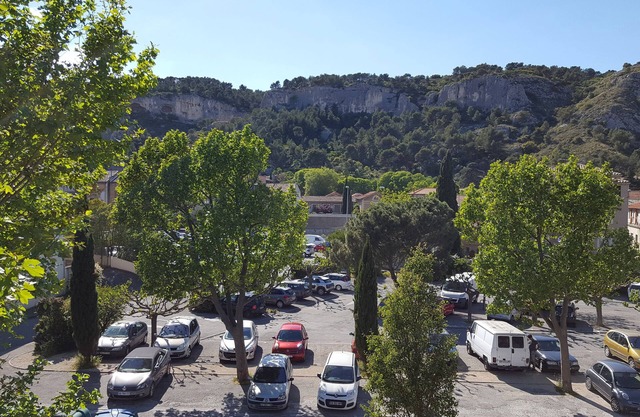 HummingBird, Bright fully equipped apartment in Provence