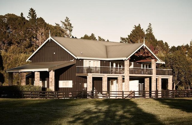 Hus - Boutique Venue & Accommodation