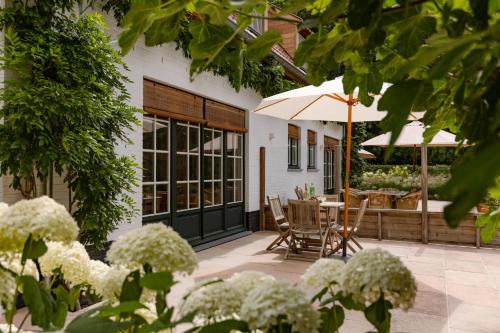 Huswell - Two guest-rooms in stylish villa - free bikes