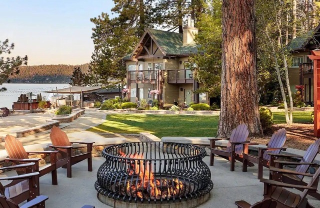 Hyatt High Sierra Lodge. Holiday Dates Available Now!