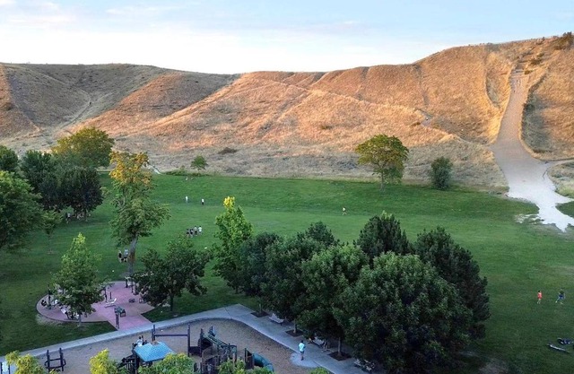 Hyde Park Family Retreat ~ Dog/Kid Friendly!
