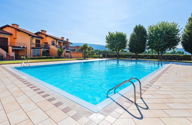 I Girasoli F11 Apartment by Wonderful Italy