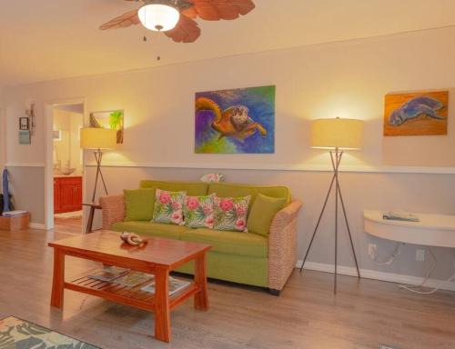 Ideal Coconut Coast Condo