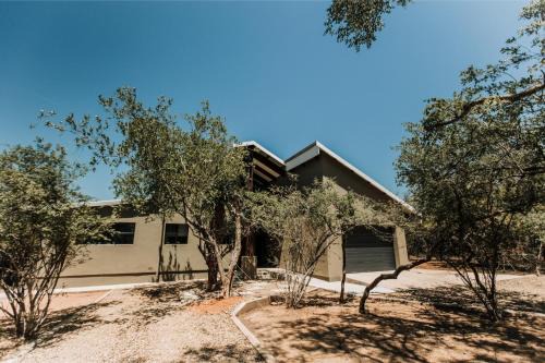 Idyllic Kruger Breeze Marloth Park - 4 Bedroom